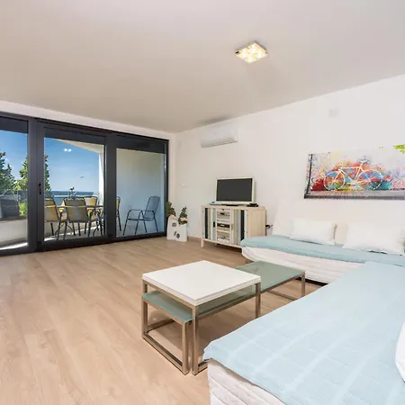 Lida Apartment Crikvenica