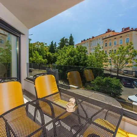Lida Apartment *